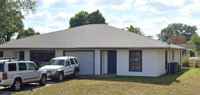 Primary Photo - 2247-2249 Violet Dr