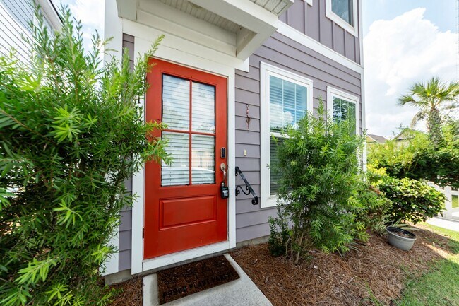 Building Photo - 7102 Channel Park Dr