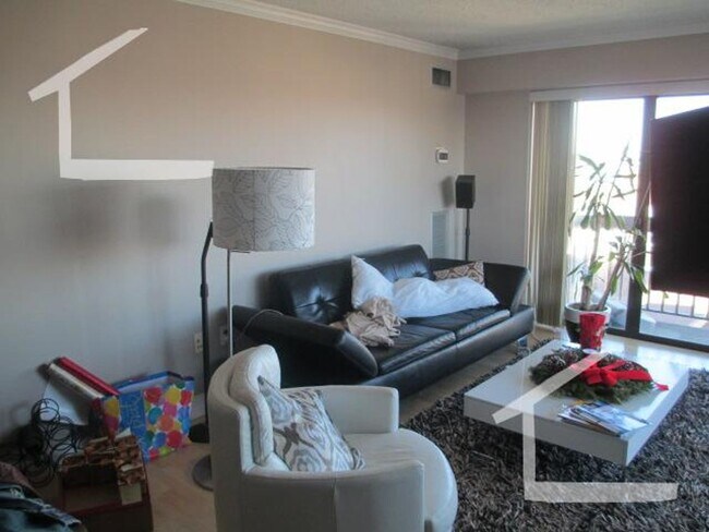 Building Photo - Luxury Allston 2 Bed