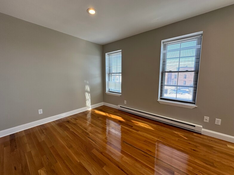 Building Photo - 1 Pembroke St