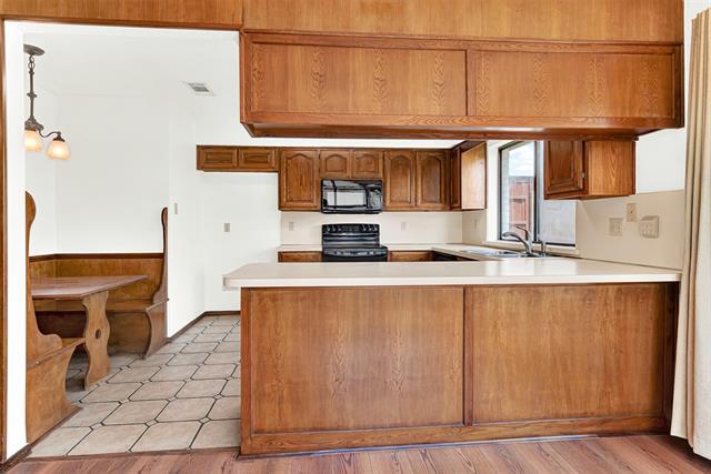 Building Photo - 2713 Pinery Ln