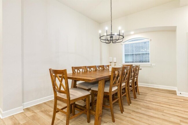 Building Photo - 9806 Starry Night Ln