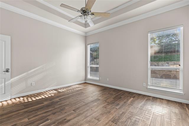 Building Photo - 5517 Greenview Ct