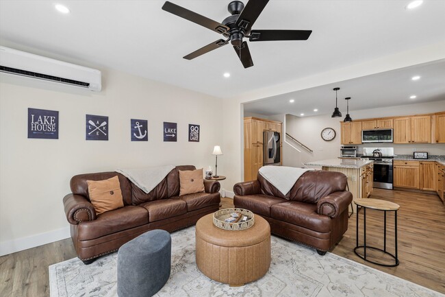 Building Photo - 3 Tanglewood Shores Rd