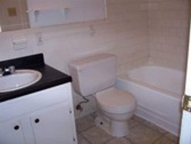 Building Photo - Affordable and Cozy 1 Bed 1 Bath Condo