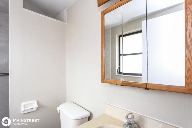 Building Photo - 9421 Ledgestone Ln