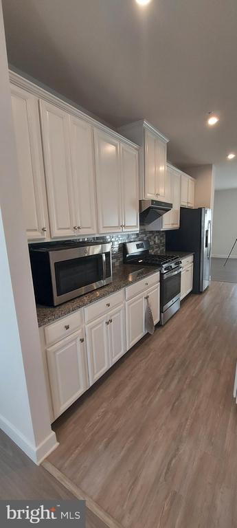 Building Photo - 5970 Fallfish Ct