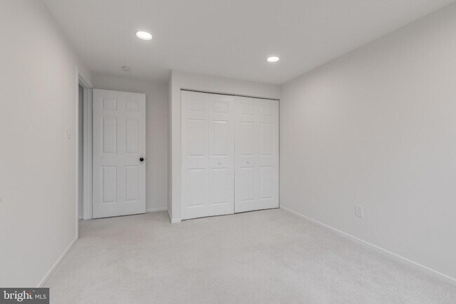 Building Photo - 9410 Onion Patch Dr
