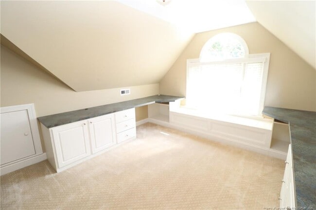 Building Photo - 110 Guymon Ct