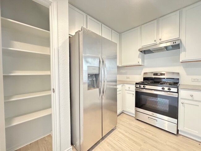 Building Photo - Beautiful Single Family Home in Steelwood ...