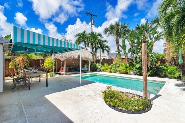 Building Photo - 341 Nottingham Blvd