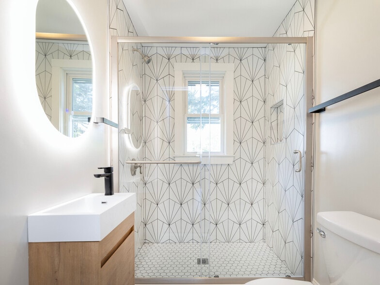 Building Photo - 53 Hawthorne St