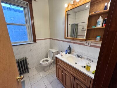 Building Photo - 20 Gibbs St