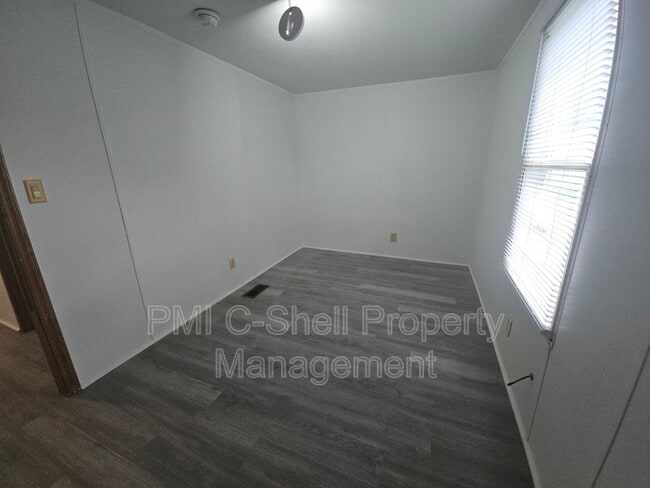 Building Photo - 3903 Bowens Ct