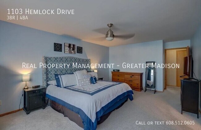 Building Photo - 1103 Hemlock Dr