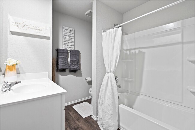 Building Photo - 10439 Lateleaf Oak