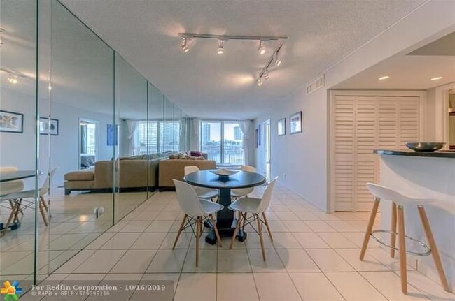 Building Photo - 121 Golden Isles Dr
