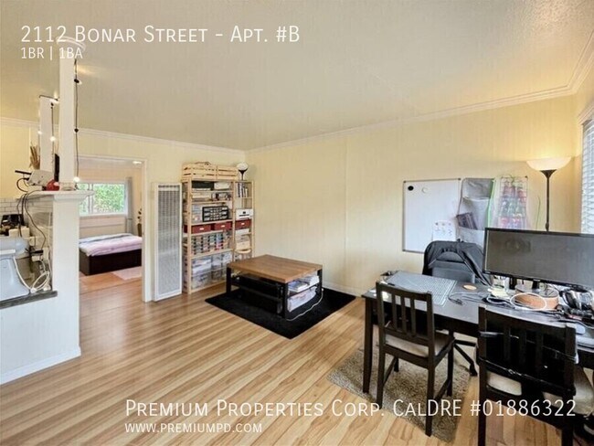 Building Photo - 2112 Bonar St