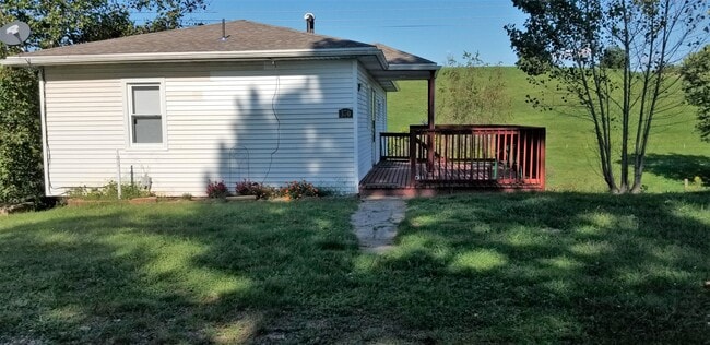 Primary Photo - 370 Grub Rd