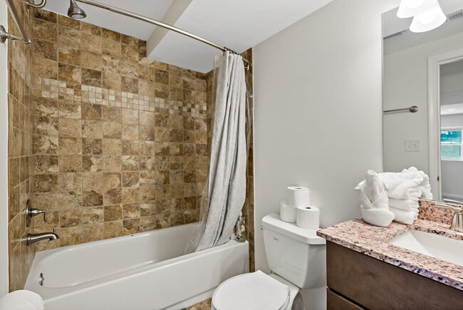 Building Photo - 6505 Columbia Pike