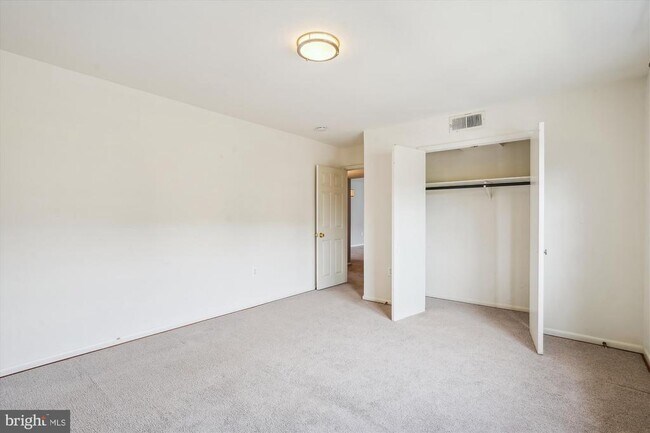 Building Photo - 9495 Fairfax Blvd