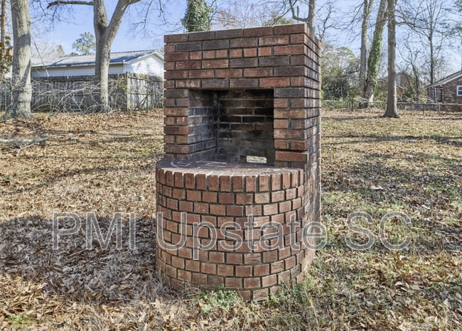 Building Photo - 1808 Green St