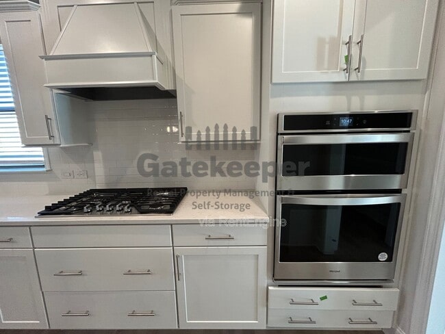 Building Photo - 505 Colebrook Wy