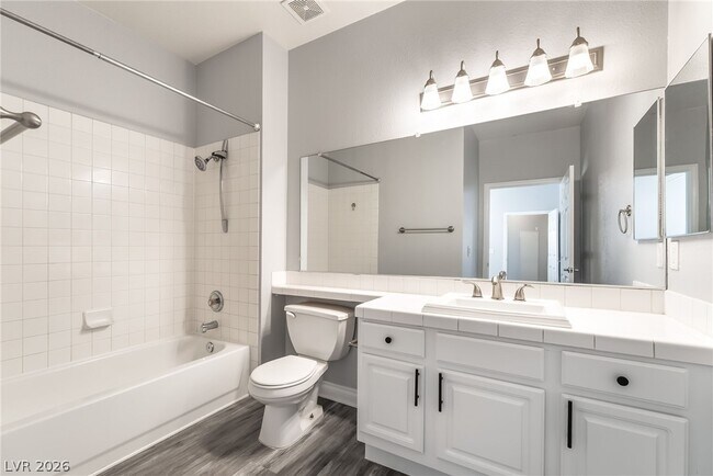 Building Photo - 5250 S Rainbow Blvd