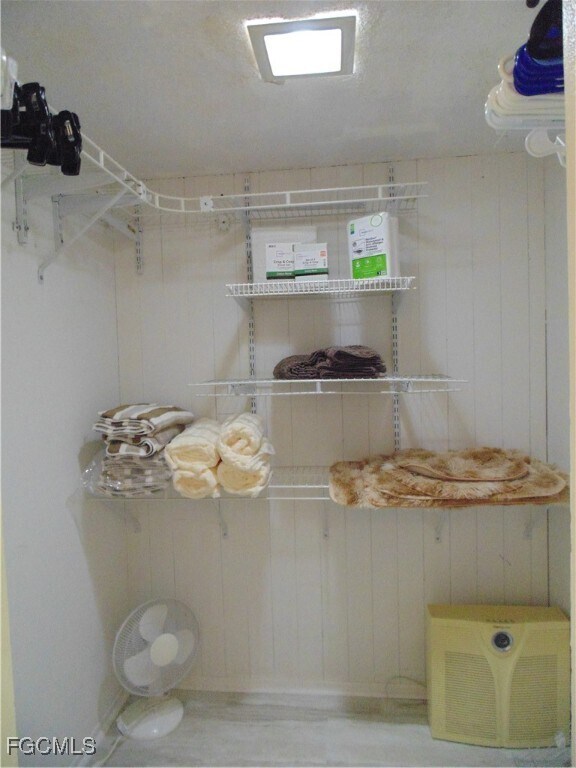 Building Photo - 1700 Pine Valley Dr