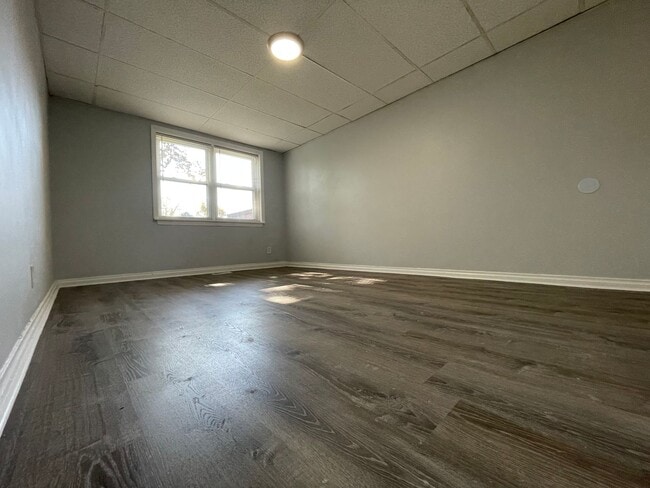 Building Photo - Newly Renovated 2 Bedroom/1 Bathroom Home with Driveway and Double Lot!