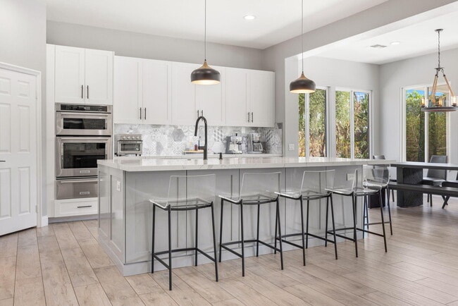 Building Photo - 49392 Hohokam River St