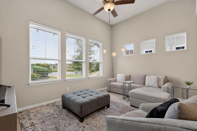 Building Photo - 105 Harborside Dr