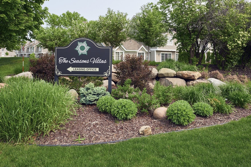 Seasons Villas Woodbury, MN Apartment Finder