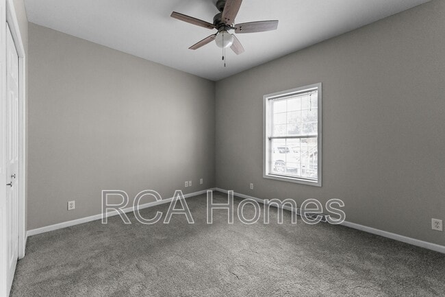 Building Photo - 246 N Belleview Pl