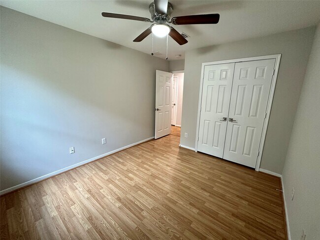Building Photo - 21907 Willow Downs Dr