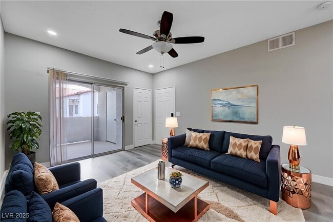 Building Photo - 2615 W Gary Ave