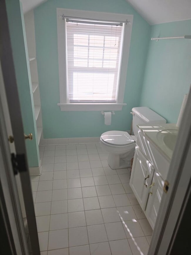 Building Photo - 6541 Broadwater Cir