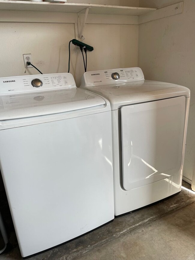 Building Photo - Welcome to Remington 50% off first month rent SPECIAL!!!