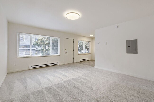 Interior Photo - Holly Manor