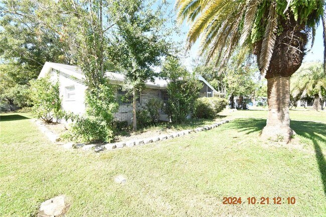 Building Photo - 7742 Yucca Dr