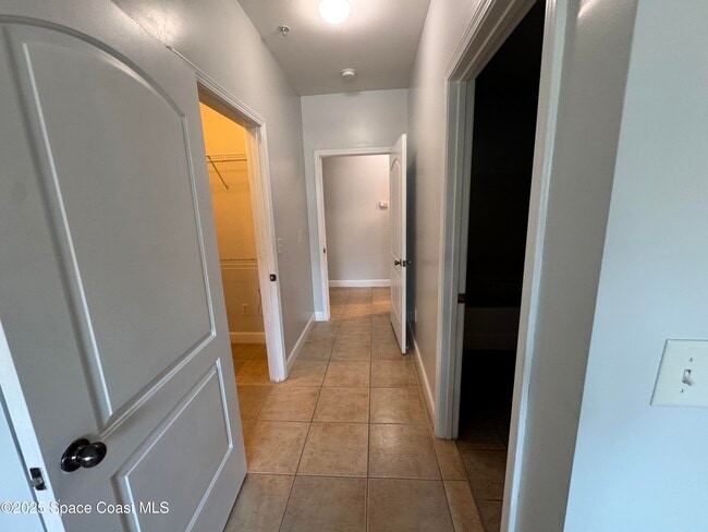 Building Photo - 6441 Borasco Dr
