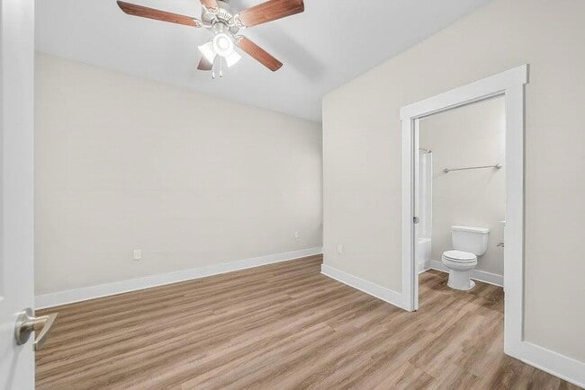 Building Photo - 306 N Sand Palm Rd