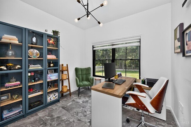 Building Photo - 6582 Rosewood Ln