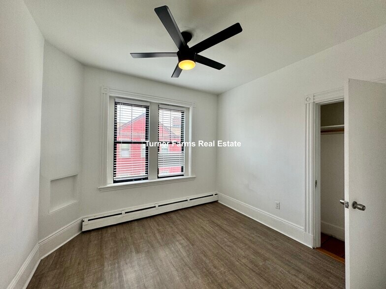 Building Photo - 1510 Tremont St