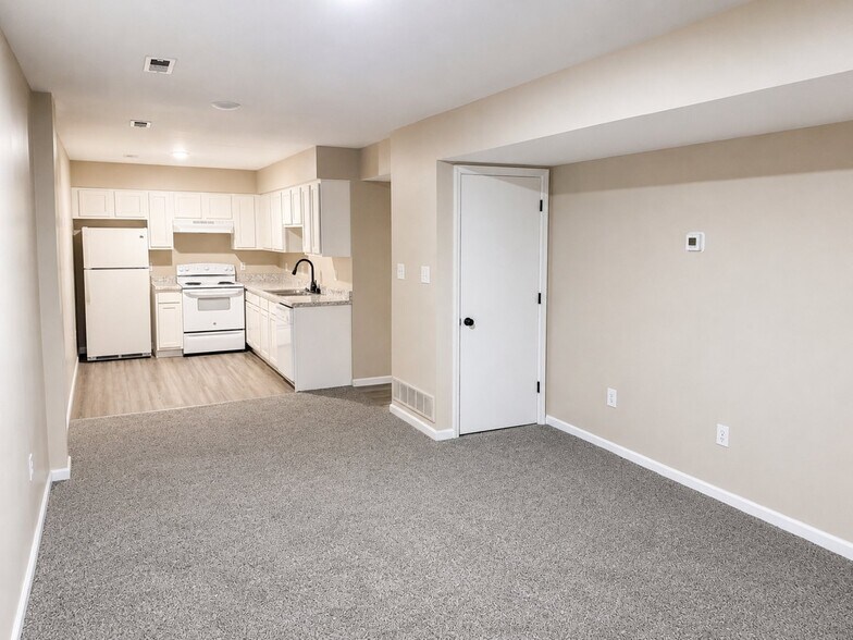 Building Photo - 306 Spangler Dr