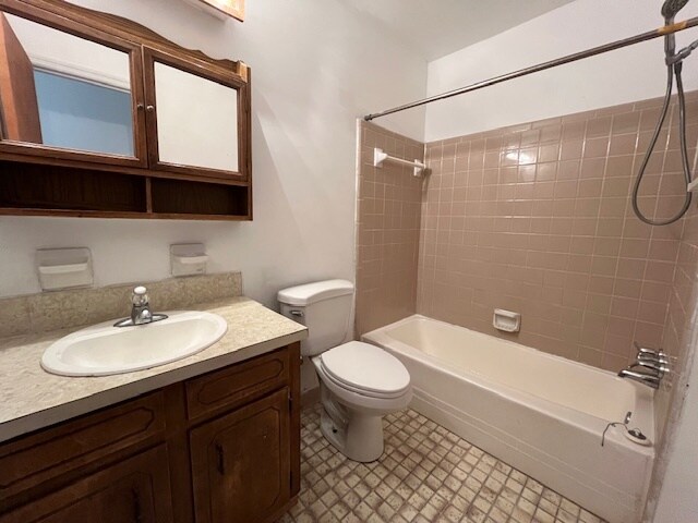 Building Photo - 1222 Hampton Dr