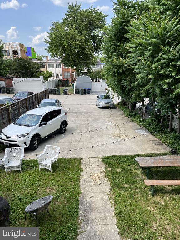 Building Photo - 1830 Independence Ave SE