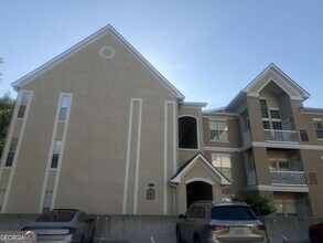 Building Photo - 3302 Westchester Ridge NE