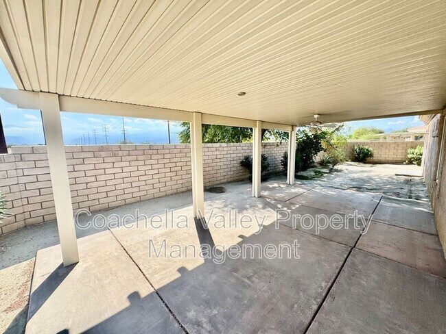 Building Photo - 74091 Daisy Ln