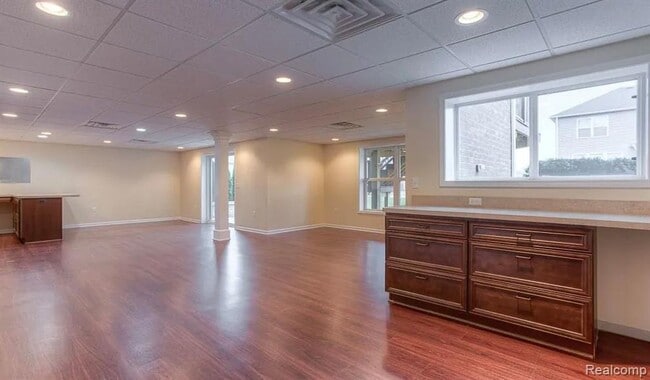 Building Photo - 29845 Macintosh Ln